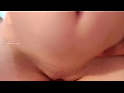 ❤️ 睡在姐姐的房间里,就这样被吵醒了 ❤️ at porn zh-cn.porngifer.ru