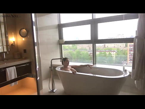 ❤️ 巨大的宝贝 激情地在浴室里撸起了她的阴部 ❤️ at porn zh-cn.porngifer.ru