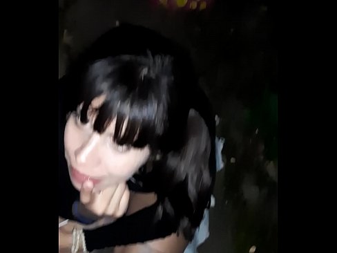 ❤️ 在街上膨胀的阴茎，以换取糖果 ❤️ at porn zh-cn.porngifer.ru
